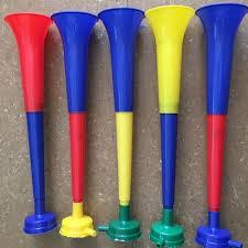bán kèn cổ vũ vuvuzela